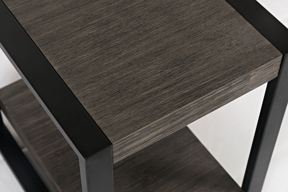 Pinnacle - Table
