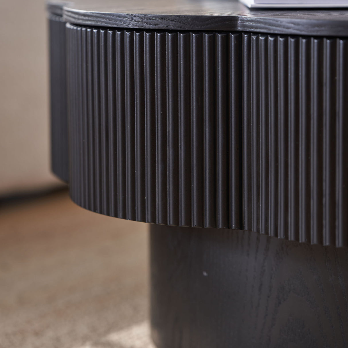 Modern Plum Blossom Shaped Coffee Table With Storage