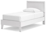 Hallityn - Platform Bedroom Set