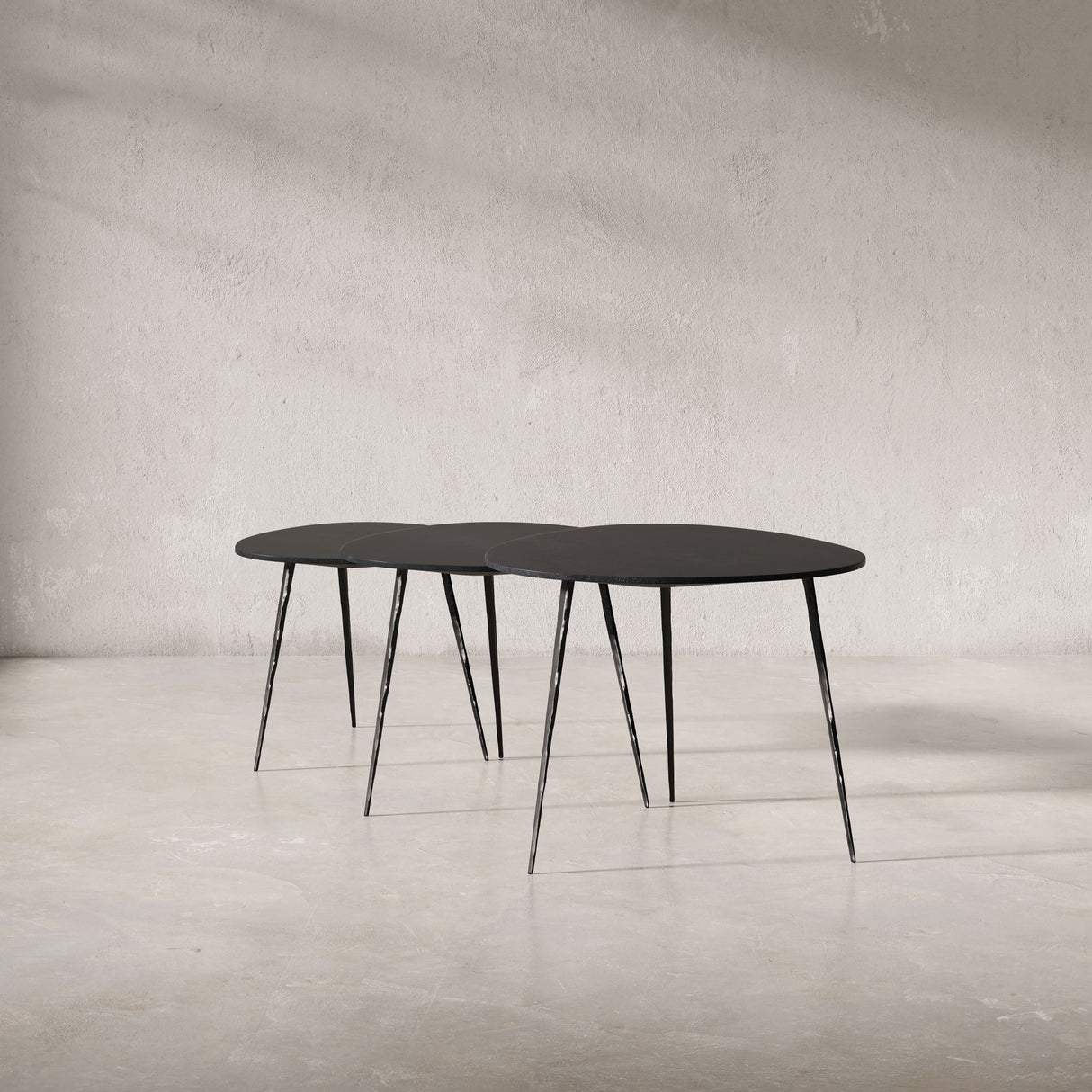 Global Archive - Reeves Nesting Tables