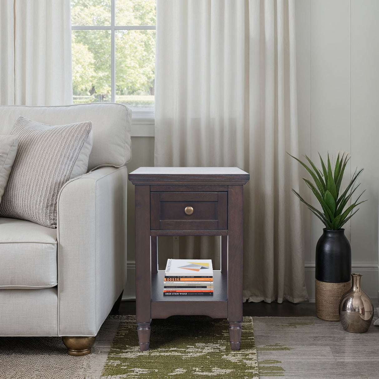 Brentwood Chairside Table