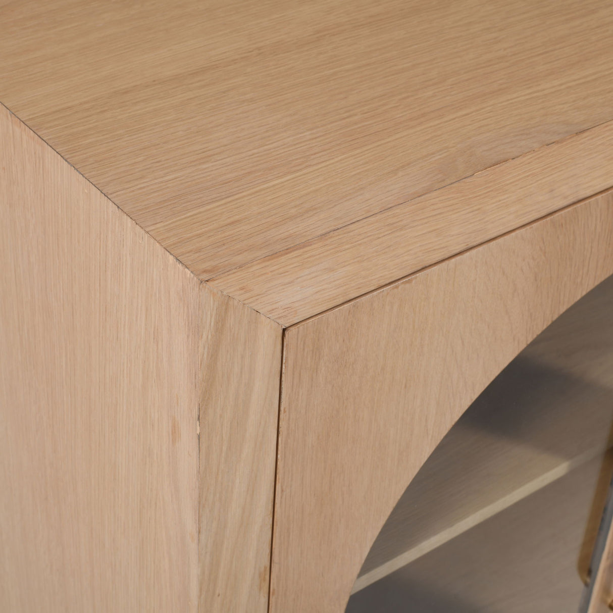 Archimedes - 4 Door Console