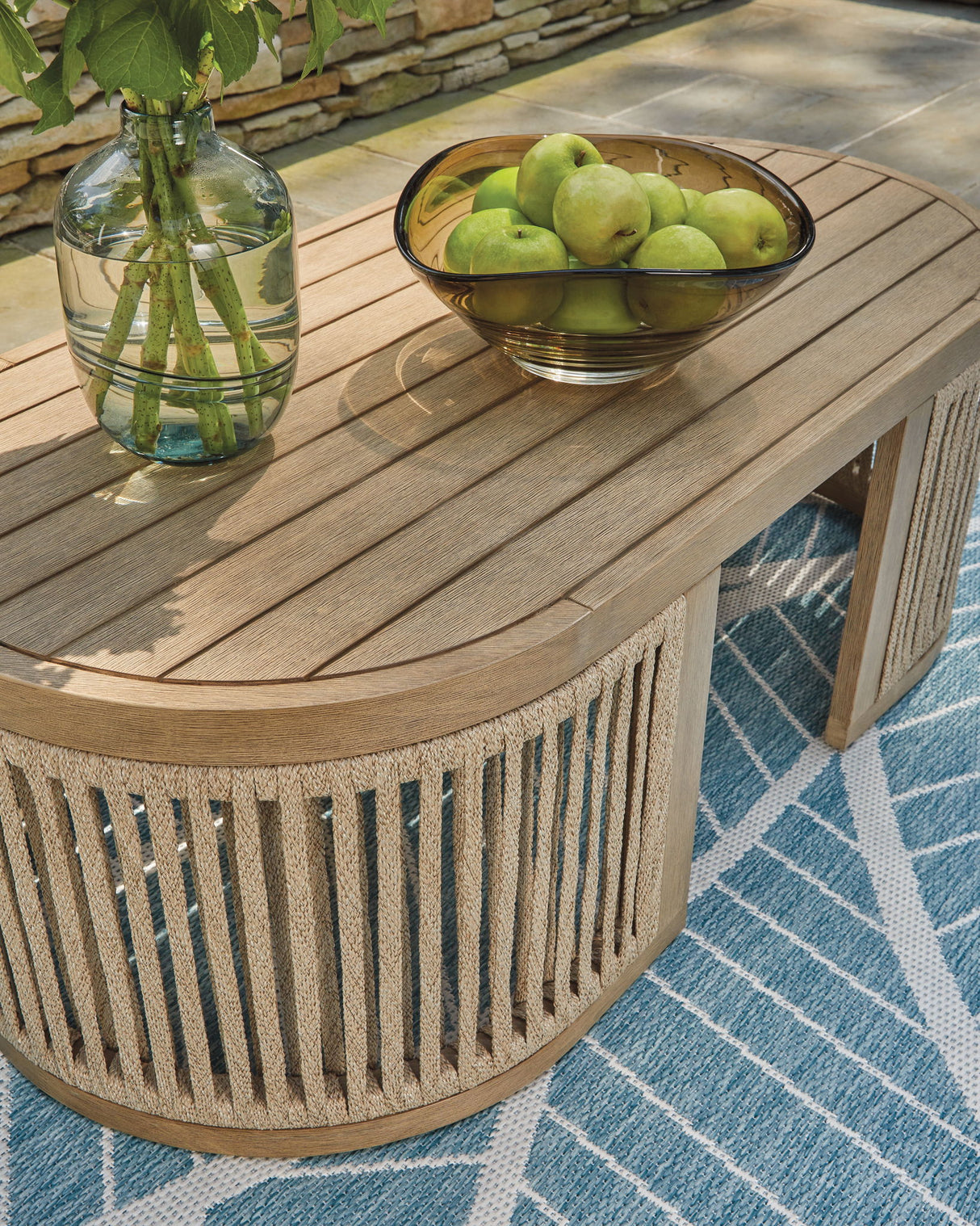 Serena Shores - Beige - Rectangular Cocktail Table