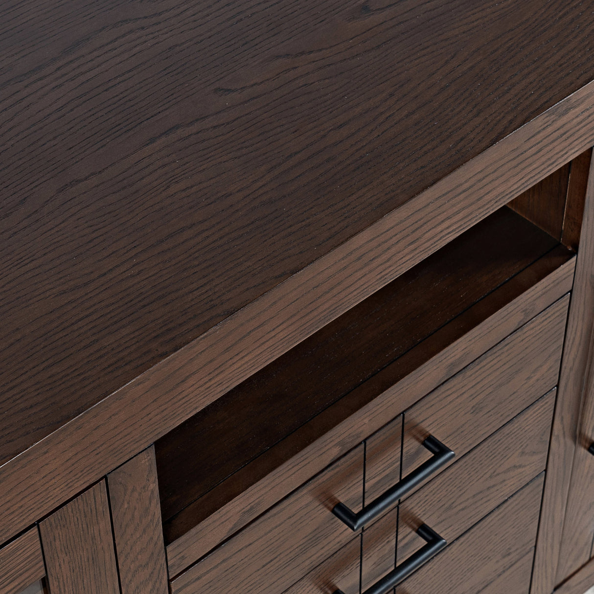 Auburn Hills Console