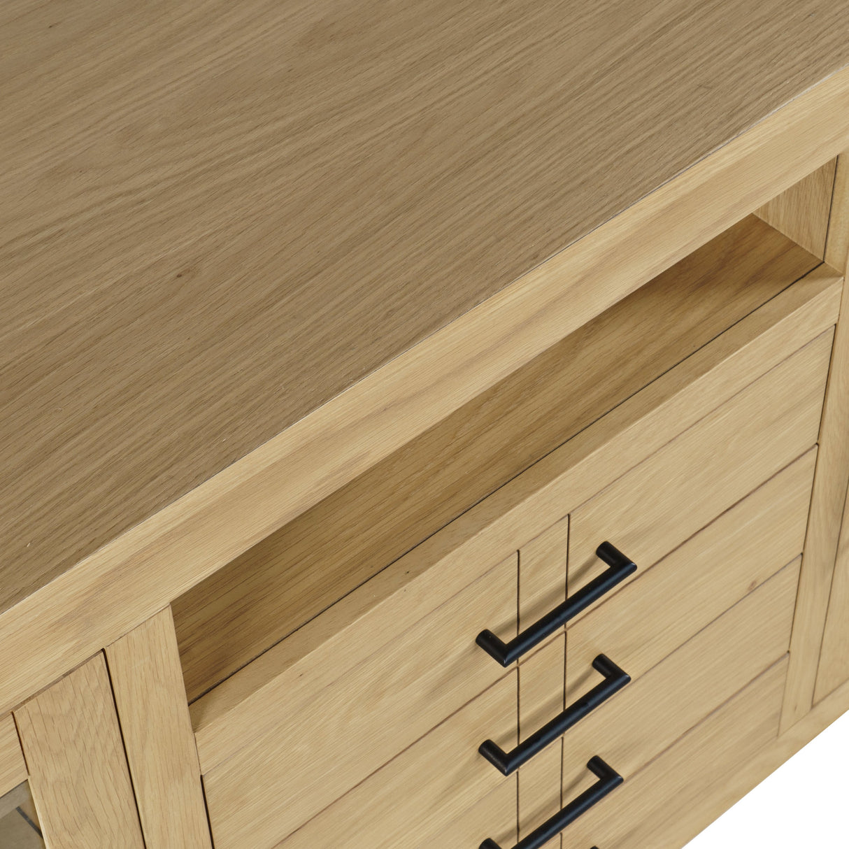 Auburn Hills Console