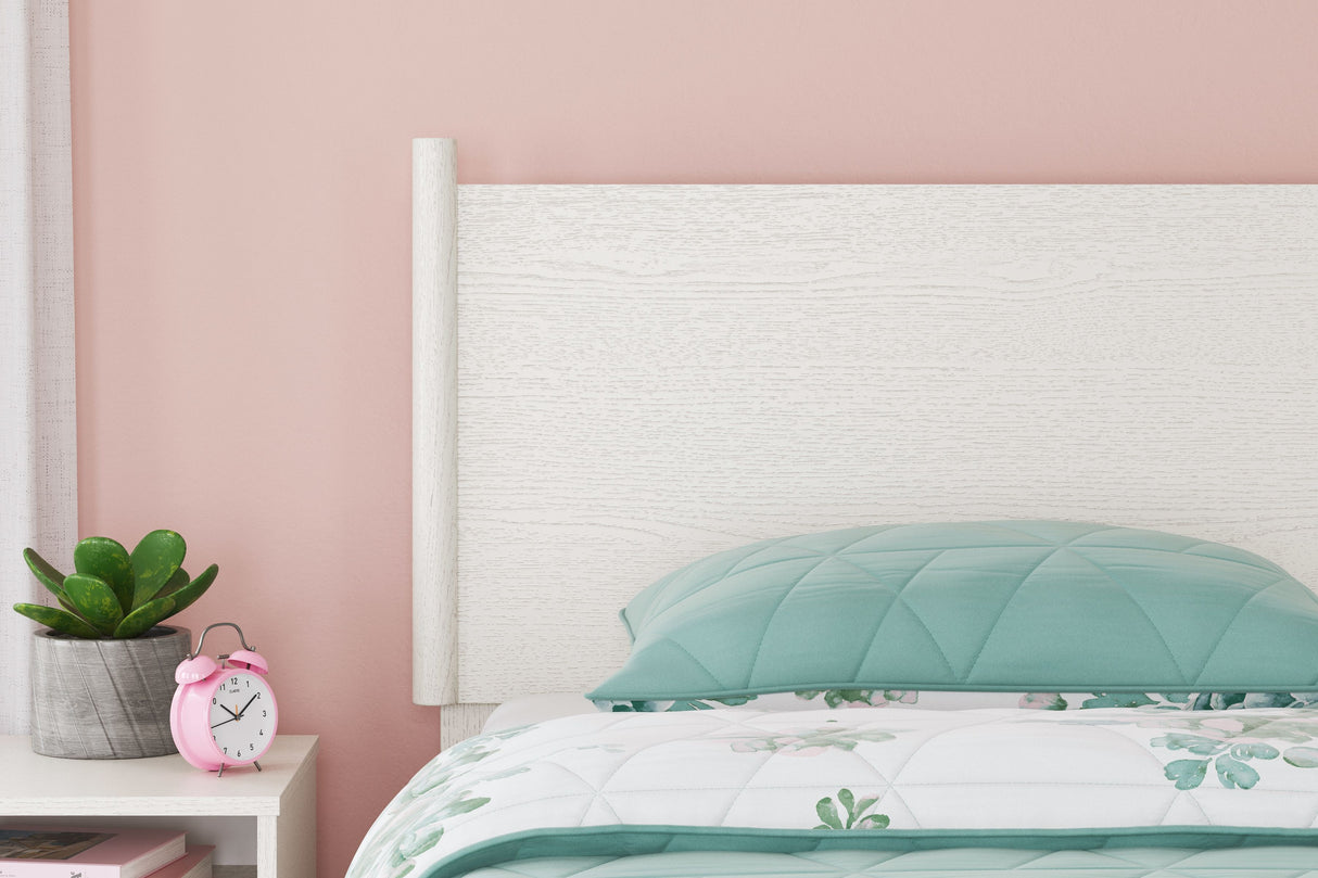 Aprilyn - Panel Headboard