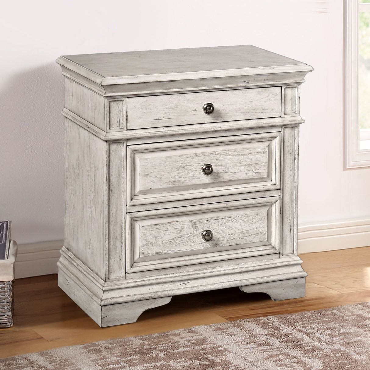 Highland - Accent Nightstand