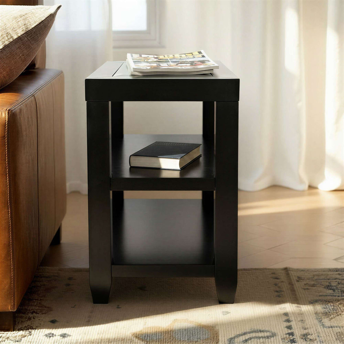 Urban Icon - Chairside Table