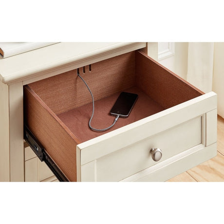 Northlake Bedroom Nightstand