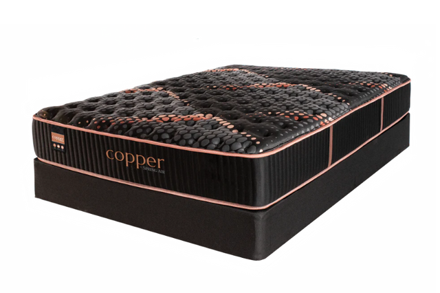 Spring Air Copper Quilted Hybrid Medium Mattress — angled view.