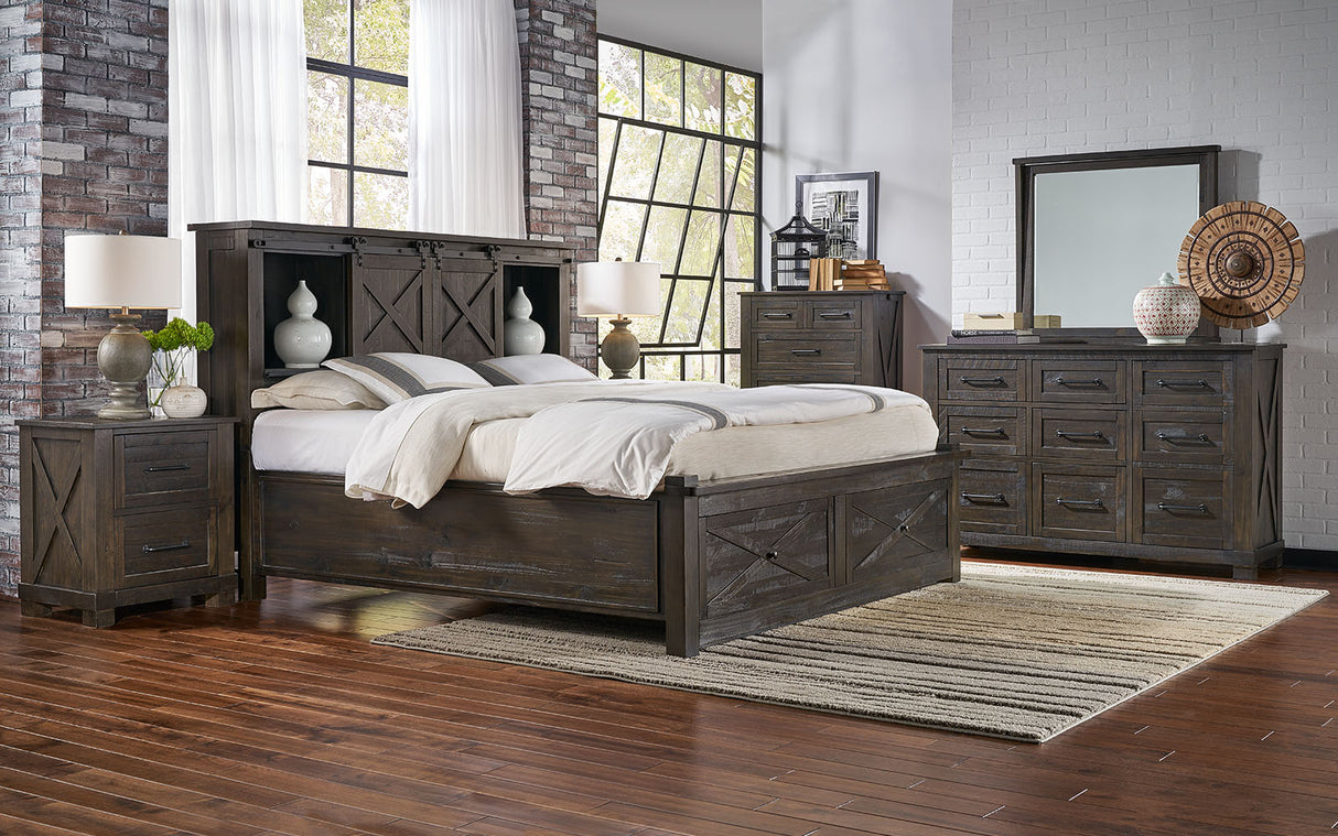 Sun Valley Storage Bed with Footboard Bench