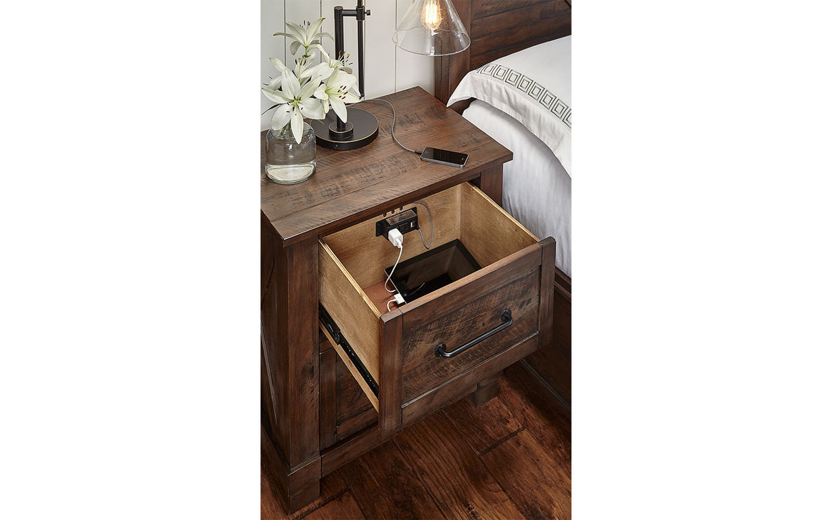 Sun Valley Nightstand with RS USB