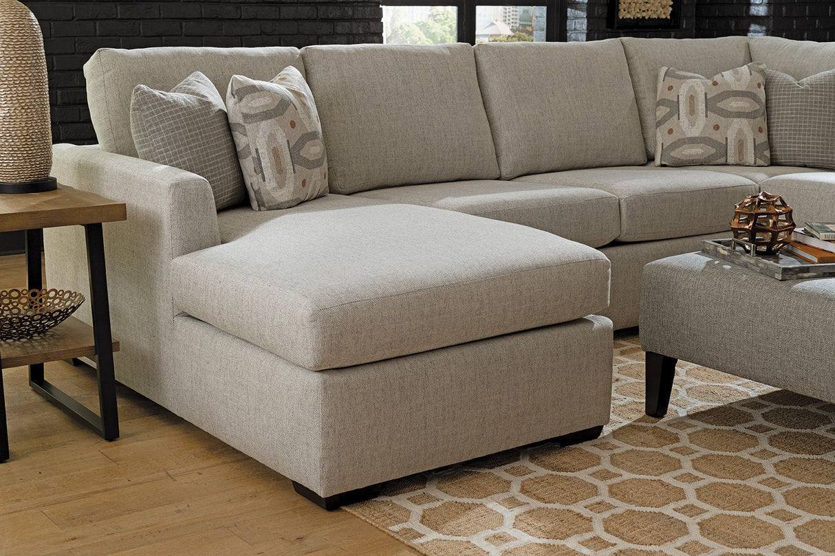 Del Mar - 3450 - Milner 3 Piece Sectional (LAF Corner Sofa, LAF Chaise Lounge)