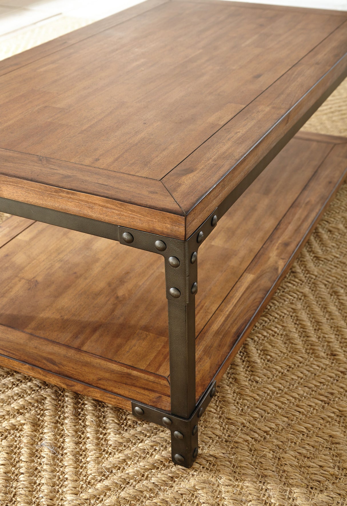 Lantana - Coffee Table - Brown